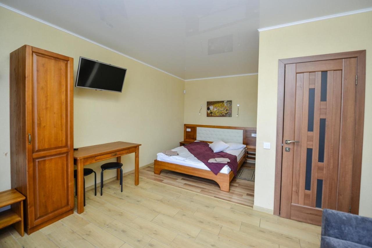 Forest Hotel Polis'ke Экстерьер фото