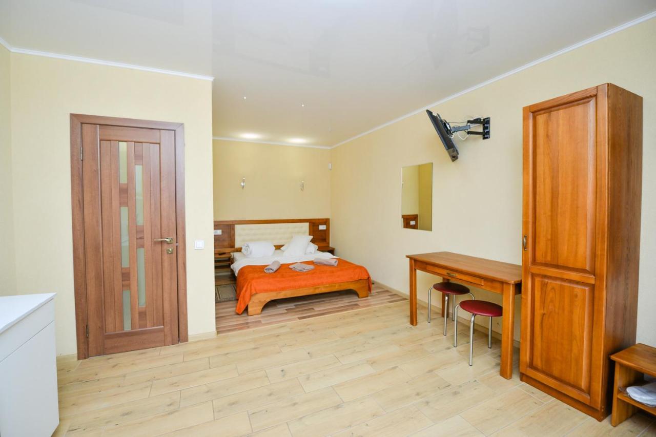Forest Hotel Polis'ke Экстерьер фото